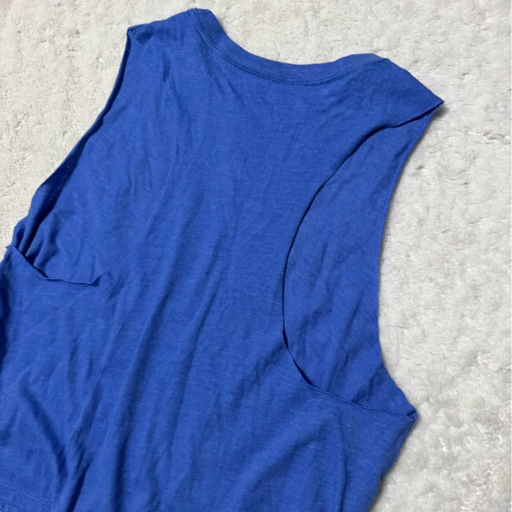 NWT- YOGA SIX Y6 CALM MIND CROP Blue Tank Top - Picture 9 of 11